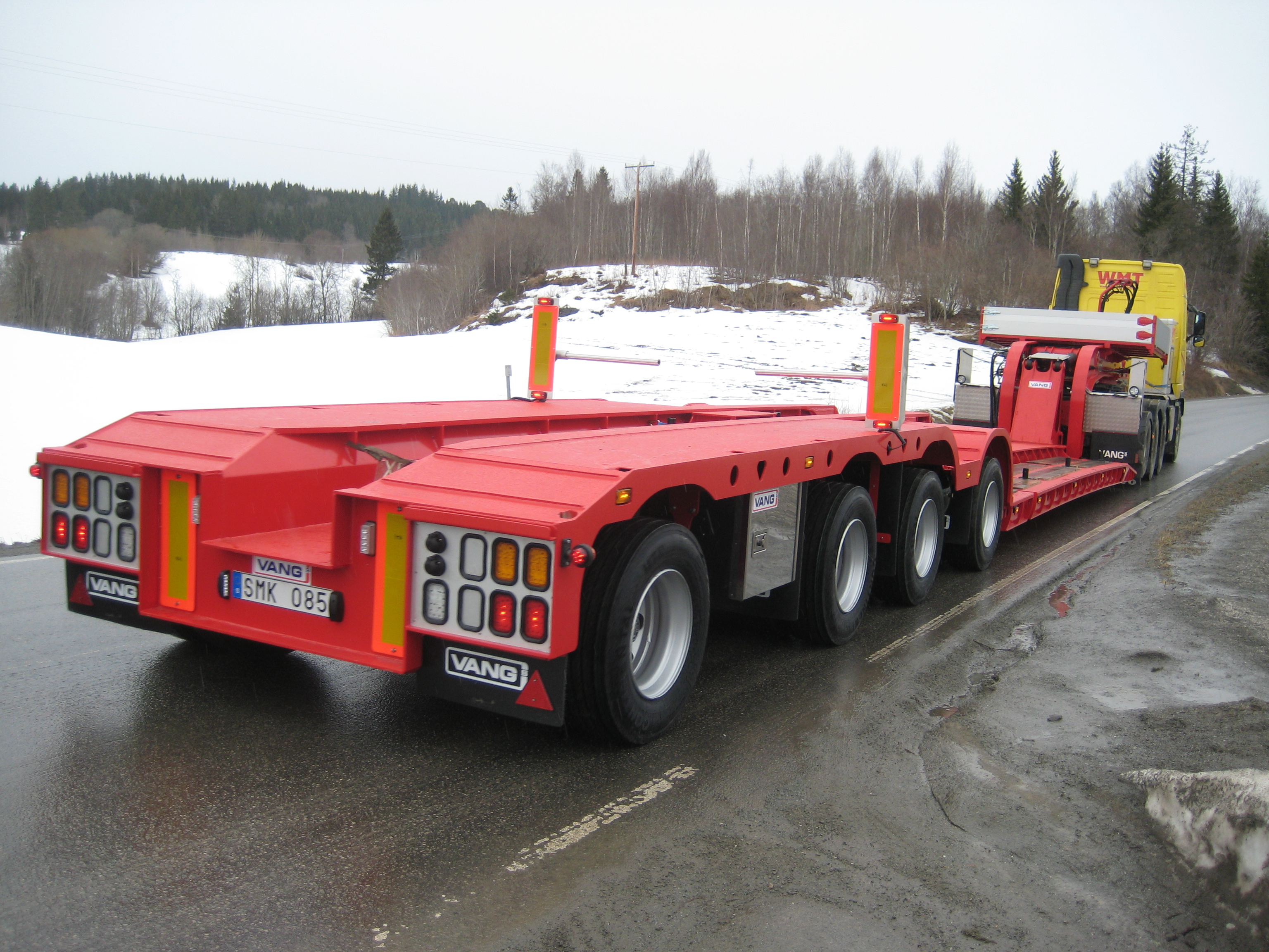 Heavy machinery lowboy transport